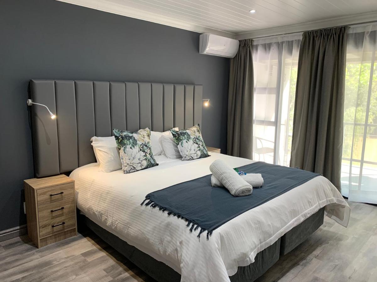 At The River Guest House Kroonstad Εξωτερικό φωτογραφία